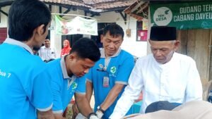 Sunatan Gratis DKM Masjid Al-Huda Dayeuhluhur, Sinergi Masjid dan Tenaga Kesehatan untuk Masyarakat